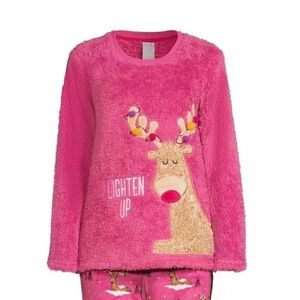 NWT Secret Treasures Women's Plush PJ Reindeer Top